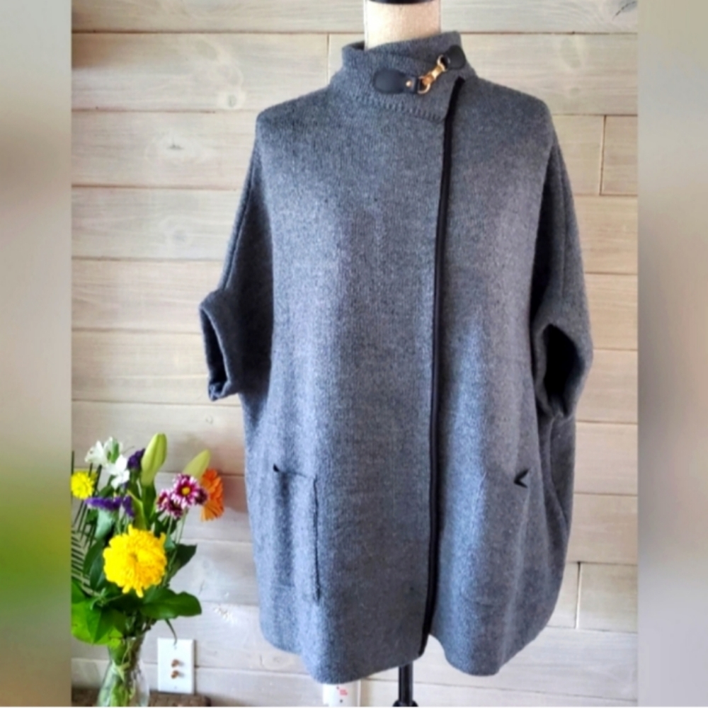 LAST CHANCE - Cardigan Cape Jacket